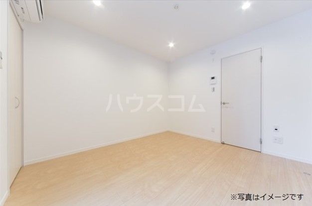 ROBOT HOUSE 浦和の居間写真