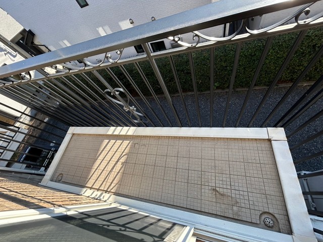 バルコニー　※写真反転