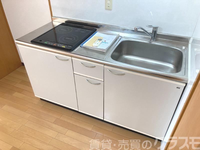 キッチン　２口ＩＨコンロ付き♪