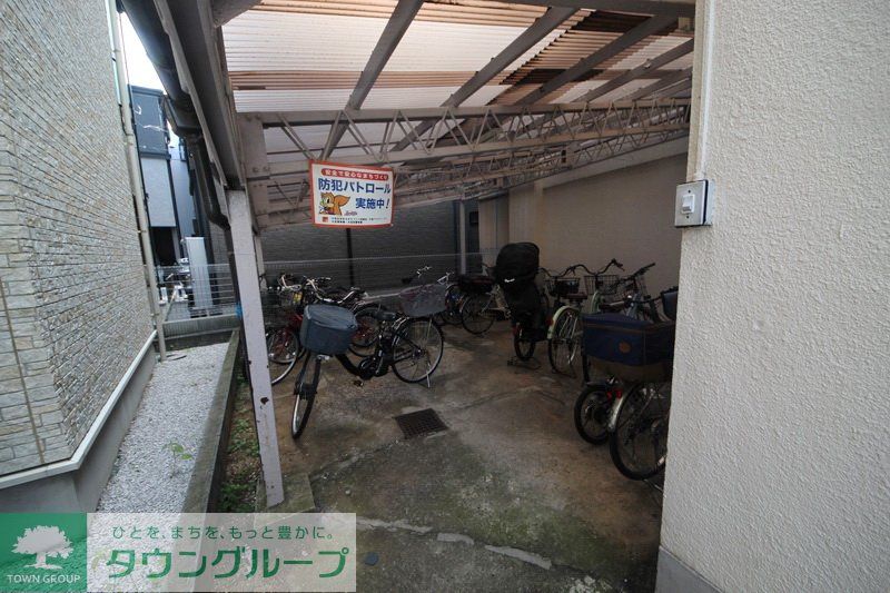 松栄大宮マンションの外観写真