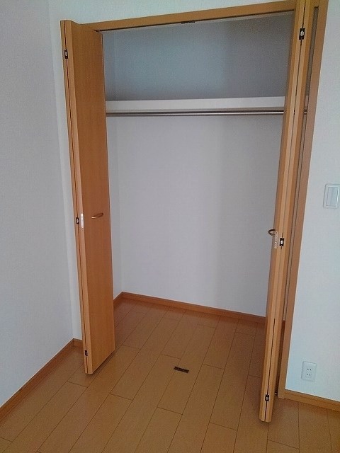 収納　クローゼット