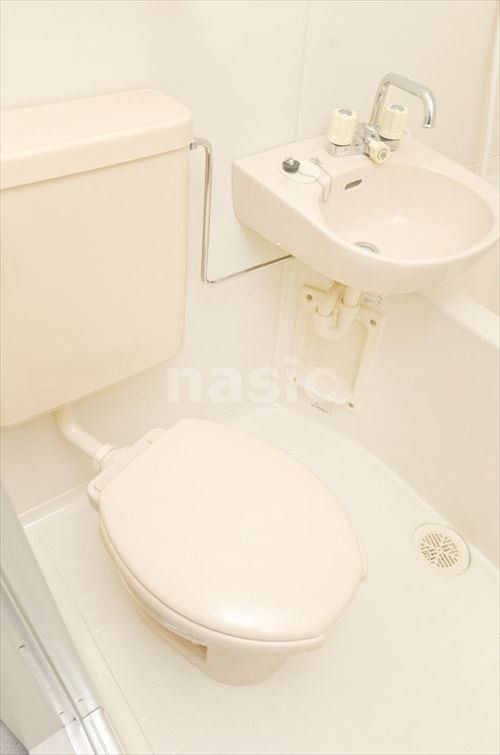 トイレ　A・A`タイプはバス・トイレセパレートです。