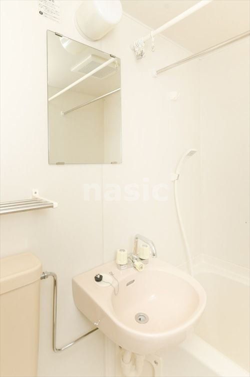 洗面設備　A・A`タイプはバス・トイレセパレートです。