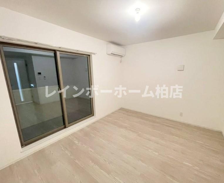居室・リビング　同施工。参考写真。
