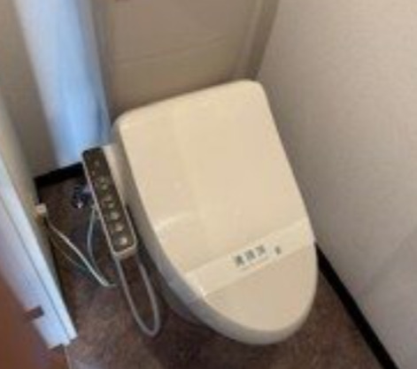 京急本線 京急蒲田駅 徒歩1分 13階建 築25年のトイレ写真