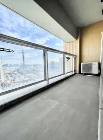バルコニー　※別部屋の参考写真です。