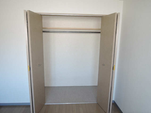 収納　同型モデル