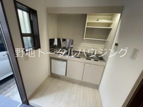 東急東横線 学芸大学駅 徒歩6分 2階建 築47年のキッチン写真