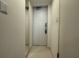 ＪＲ京浜東北線 大森駅 徒歩13分 3階建 築2年の玄関写真