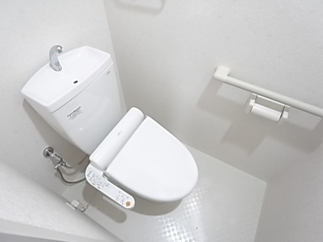 レフィナードのトイレ写真