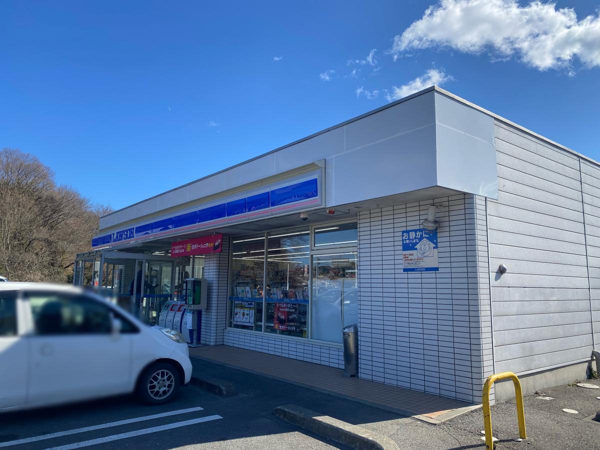 コンビニ　ローソンいわき小名浜岡小名店（コンビニ）まで351m