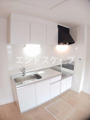 東武伊勢崎線 剛志駅 徒歩54分 2階建 築10年のキッチン写真