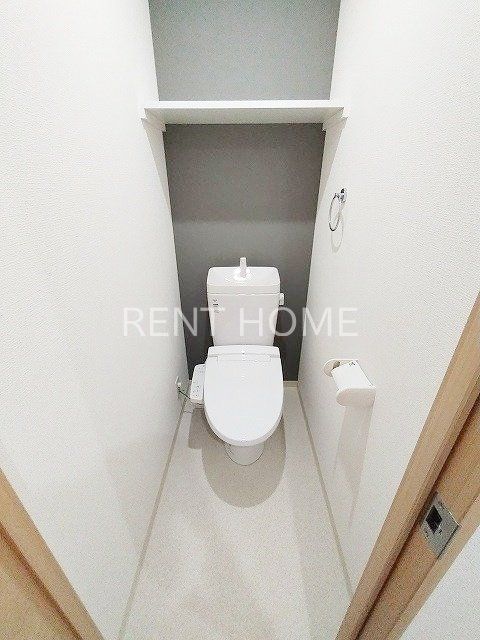 トイレ　ウォシュレット付き