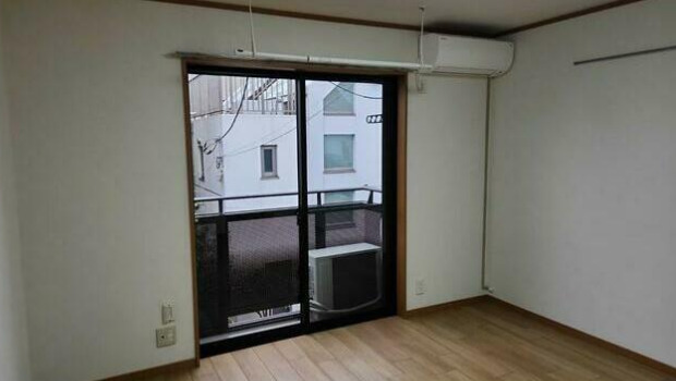 YOUCOURT山王の居間写真