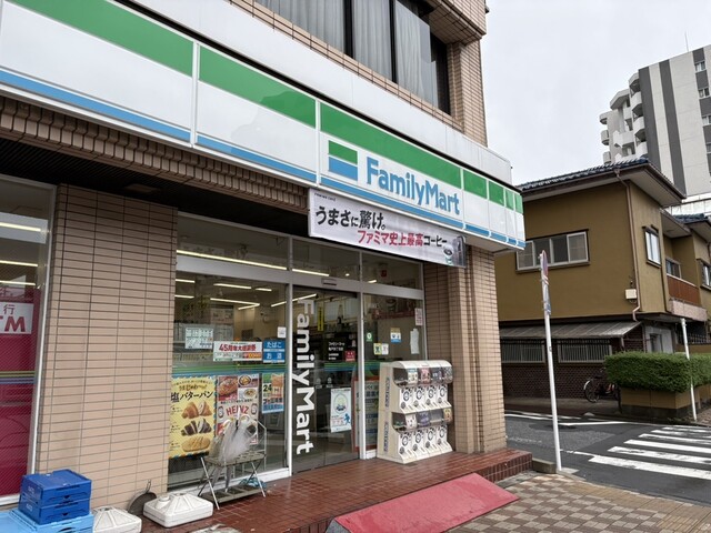 コンビニ　ファミリーマート亀戸四丁目店（コンビニ）まで92m