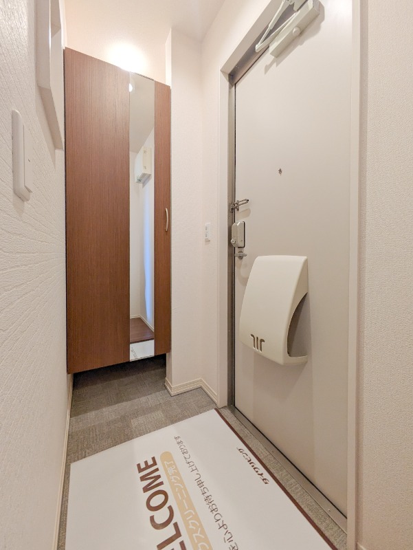 プレミスト IVの玄関写真