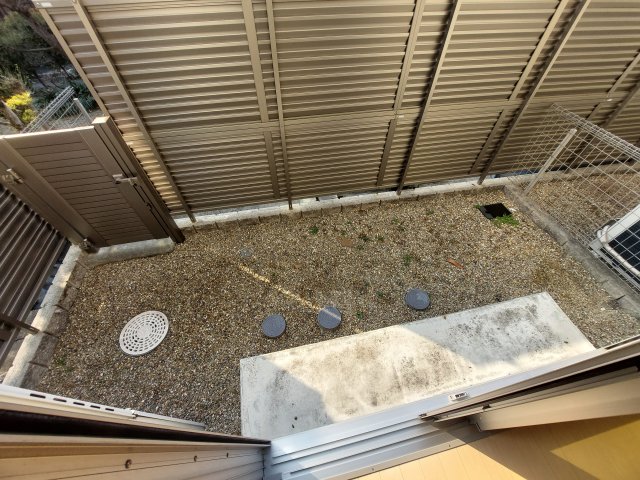 庭　※同物件他部屋写真　反転・色違いの場合有　現状優先