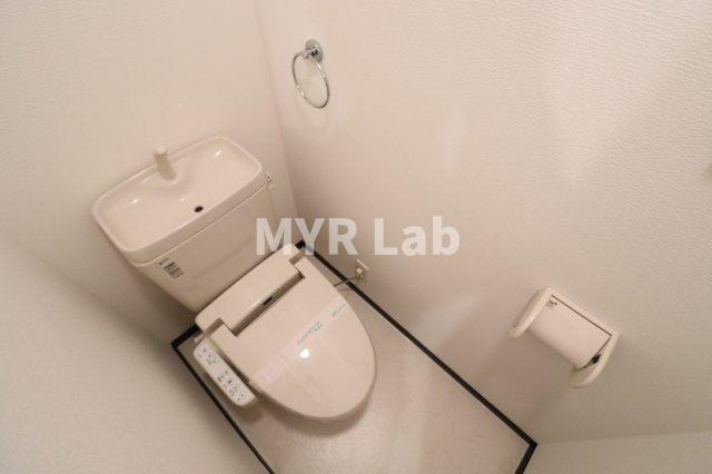 ＪＲ鹿児島本線 春日駅 徒歩4分 2階建 築16年のトイレ写真