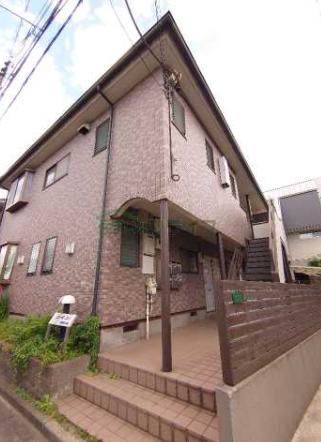 小田急線 下北沢駅 徒歩14分 2階建 築32年の外観写真
