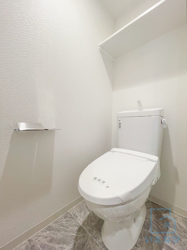 ＪＲ大阪環状線 芦原橋駅 徒歩1分 15階建 築4年のトイレ写真