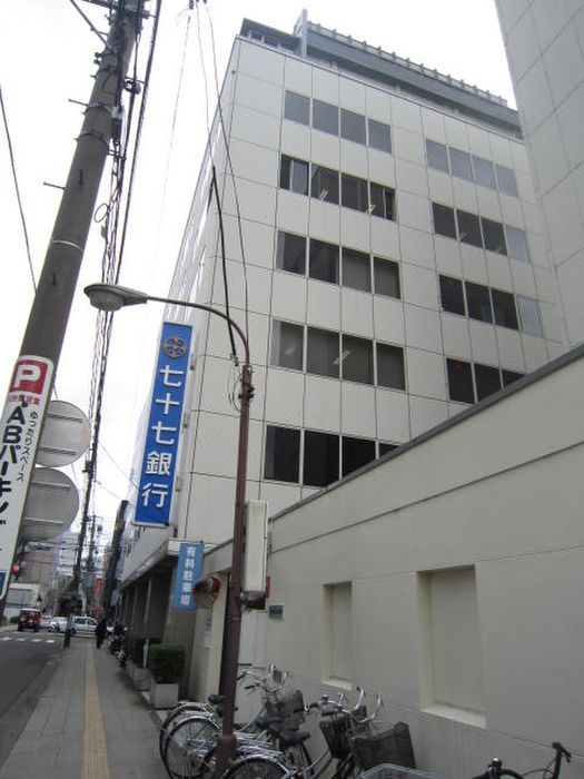 銀行　七十七銀行芭蕉の辻支店（銀行）まで851m