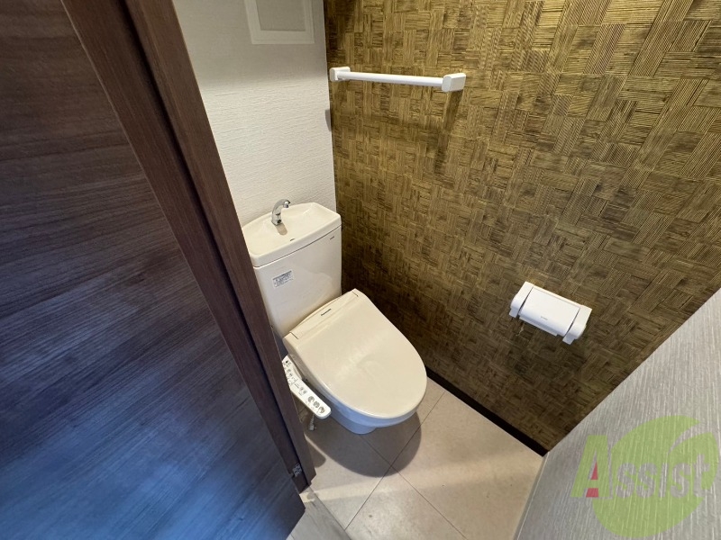 トイレ　トイレです。ウォシュレット付を探している方、おすすめです。