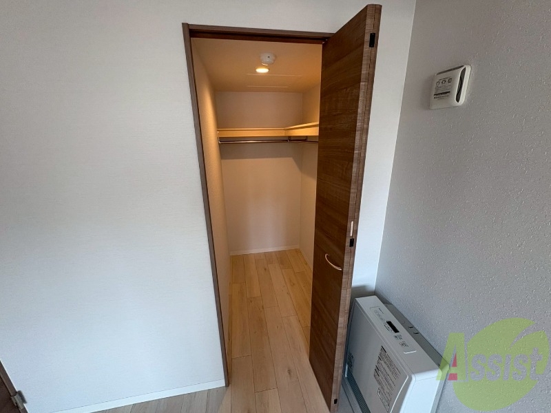 収納　寝室の収納です。部屋がすっきり片付きます。