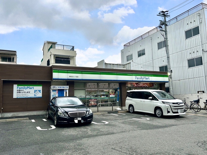コンビニ　ファミリーマート　東田辺三丁目店（コンビニ）まで350m