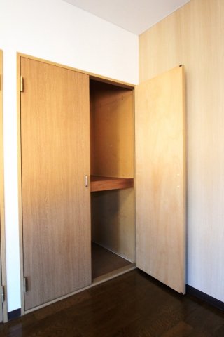 収納　子供部屋にあります