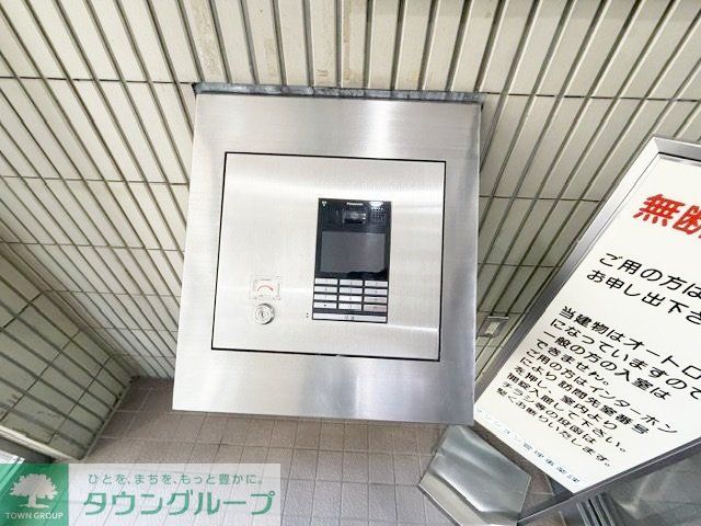 エントランス　エントランス