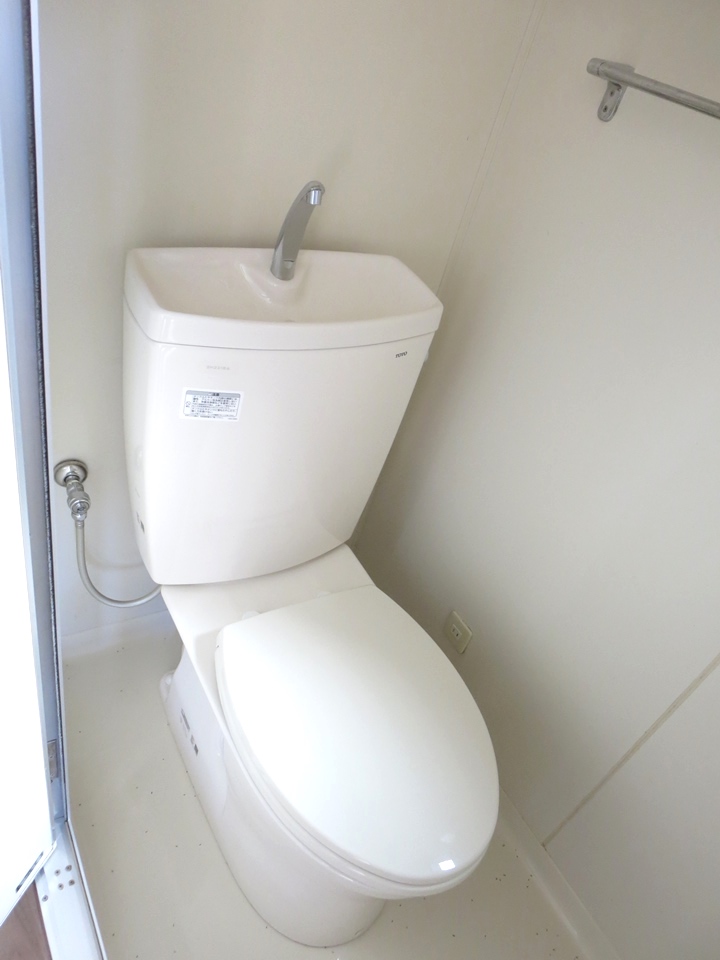 トイレ　バストイレ別タイプ