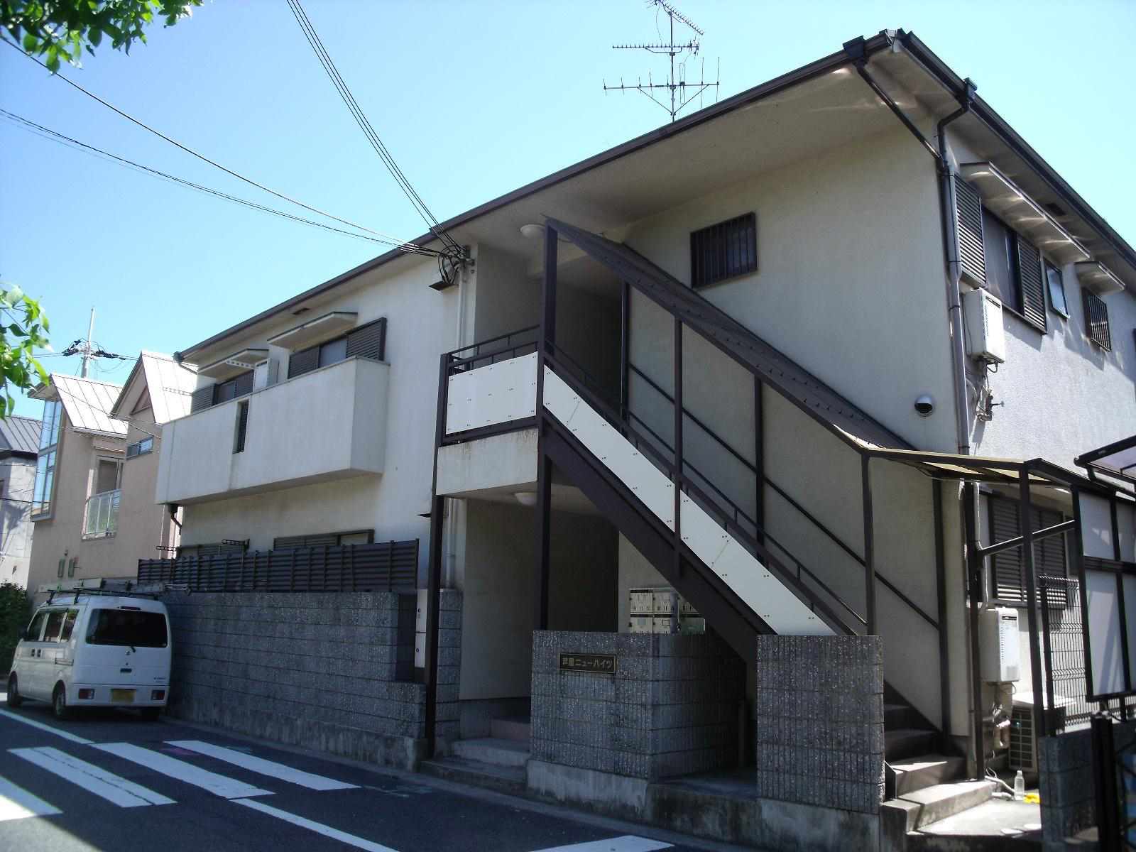 芦屋ニューハイツの建物外観