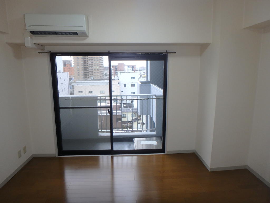 居室・リビング　フローリングのお部屋です♪