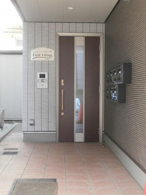 エントランス　オートロック完備
