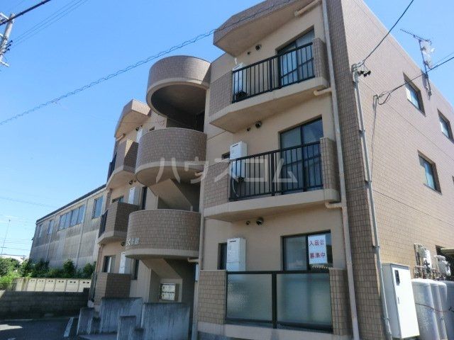 【豊橋市三ノ輪町のマンションの建物外観】