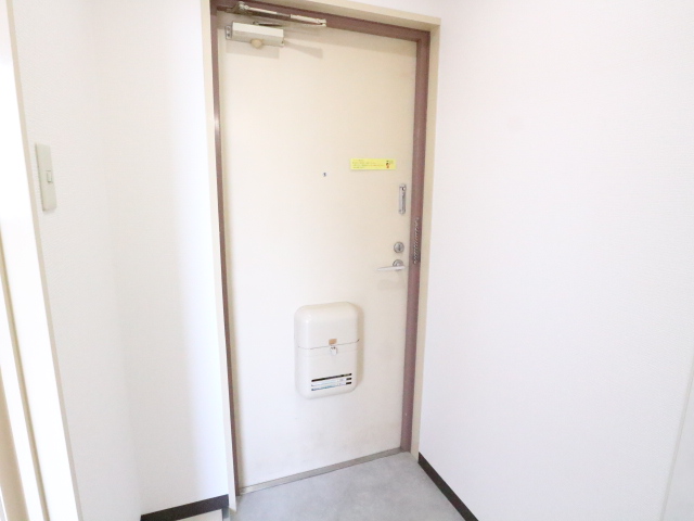 玄関　落ち着いた玄関です