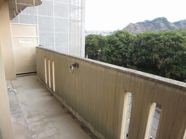 バルコニー　バルコニー