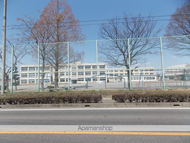小学校　古知野西小学校（小学校）まで2411m