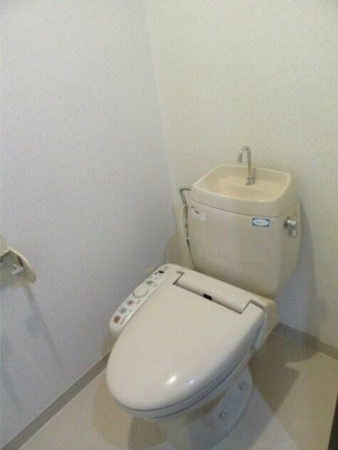 【メゾンホリコシのトイレ】
