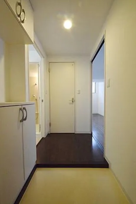 玄関　同建物参考写真