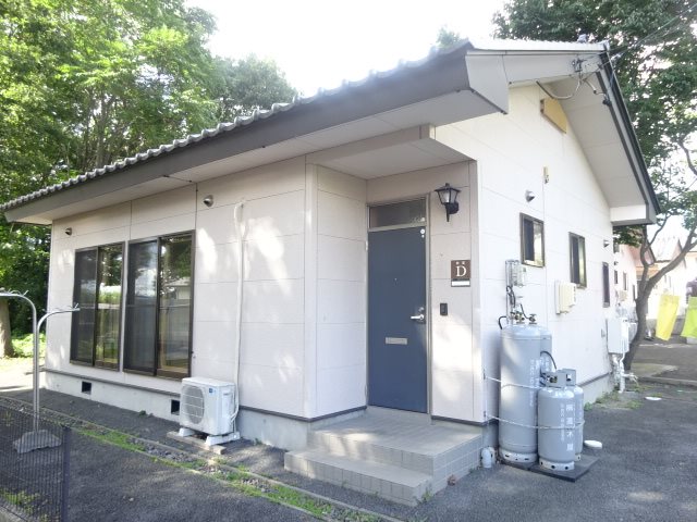 柳屋Dの建物外観