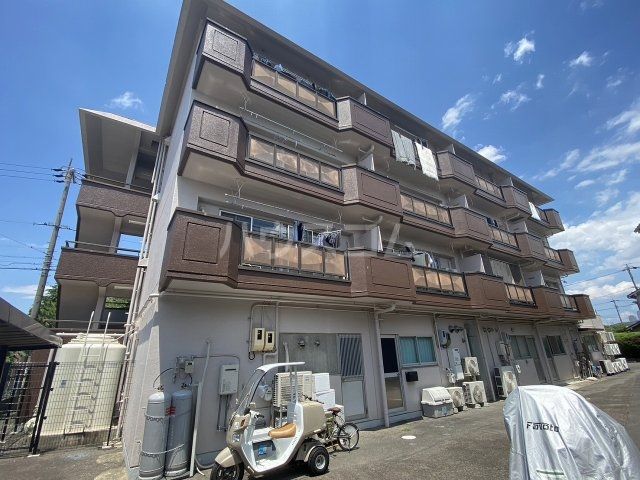 名古屋市中川区野田のマンションの建物外観