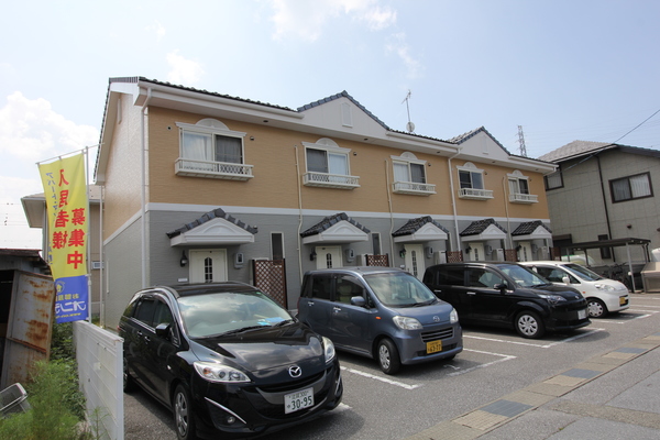 建物外観　かわいいメゾネット