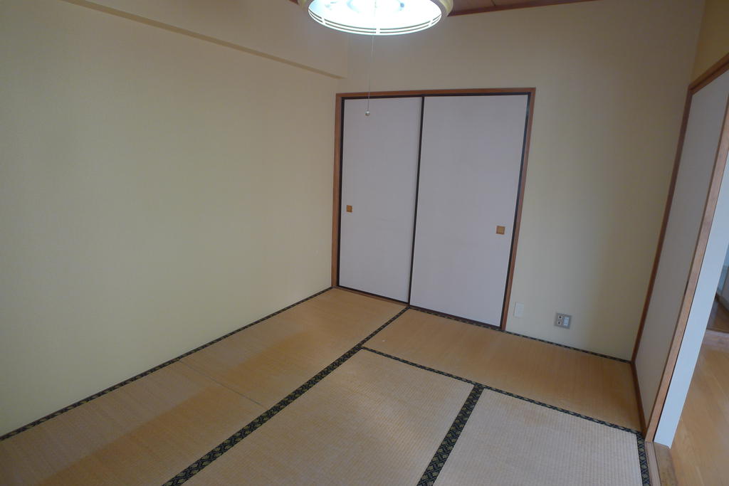 パークビュー緑ヶ丘の居間写真
