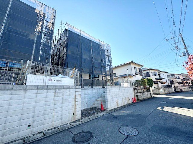 川越市大字大袋新田のアパートの建物外観