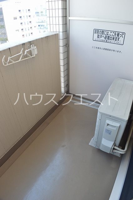 【京都市下京区西七条掛越町のマンションのバルコニー】