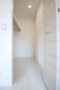 収納　ウォークインクローゼット