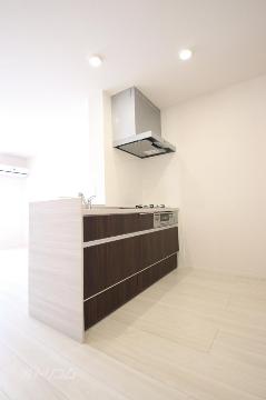 キッチン　ガスコンロ3口＆グリル付