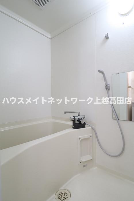 バス・シャワールーム　浴室