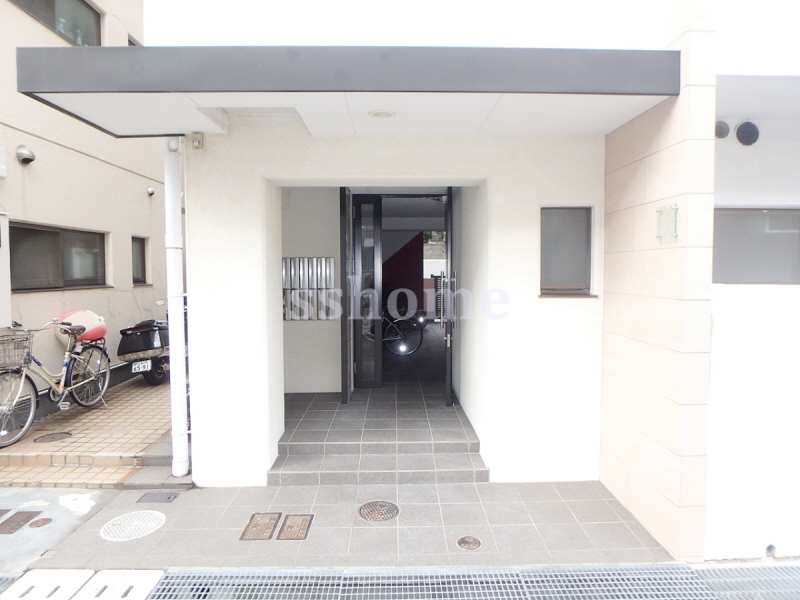 エントランス　建物入口